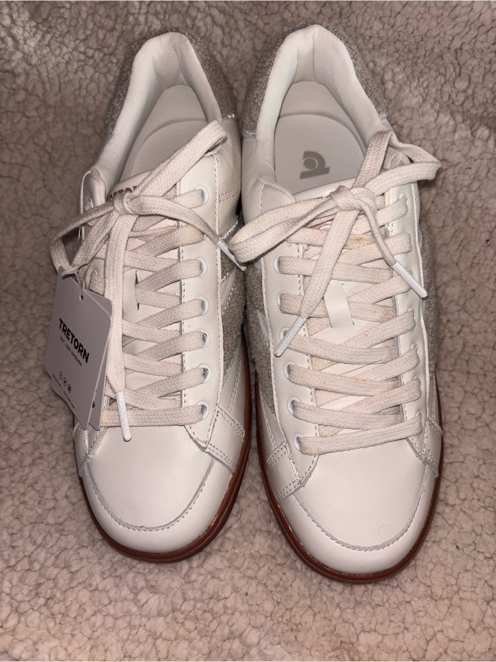 NWT Tretorn Mixed Doubles White Leather Sneakers Gum Sole Women’s 9